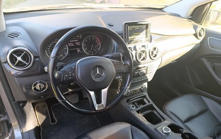 Mercedes-Benz B-Класс, 2014 год, 1 400 000 рублей, 10 фотография