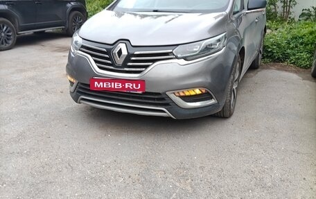 Renault Espace V рестайлинг, 2017 год, 2 350 000 рублей, 2 фотография