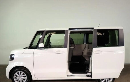 Honda N-BOX II, 2022 год, 1 050 000 рублей, 4 фотография