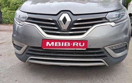 Renault Espace V рестайлинг, 2017 год, 2 350 000 рублей, 13 фотография
