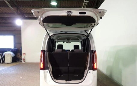 Honda N-BOX II, 2022 год, 1 050 000 рублей, 7 фотография