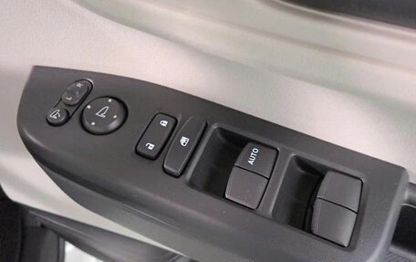 Honda N-BOX II, 2022 год, 1 050 000 рублей, 23 фотография