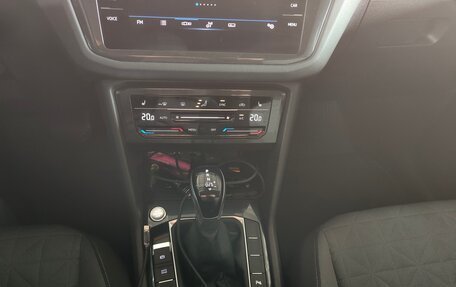 Volkswagen Tiguan II, 2021 год, 3 700 000 рублей, 11 фотография