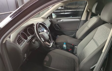 Volkswagen Tiguan II, 2021 год, 3 700 000 рублей, 8 фотография