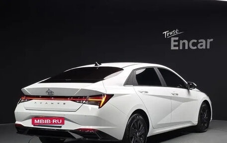 Hyundai Avante, 2021 год, 1 800 000 рублей, 4 фотография