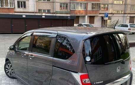 Honda Freed I, 2015 год, 1 150 000 рублей, 4 фотография