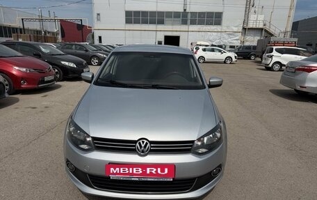Volkswagen Polo VI (EU Market), 2015 год, 890 000 рублей, 3 фотография