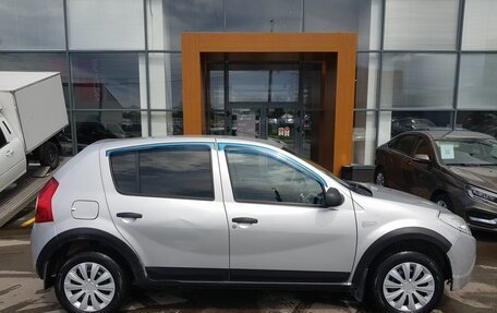 Renault Sandero I, 2013 год, 415 000 рублей, 4 фотография