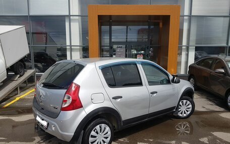 Renault Sandero I, 2013 год, 415 000 рублей, 5 фотография