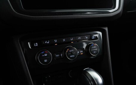 Volkswagen Tiguan II, 2020 год, 2 648 055 рублей, 17 фотография