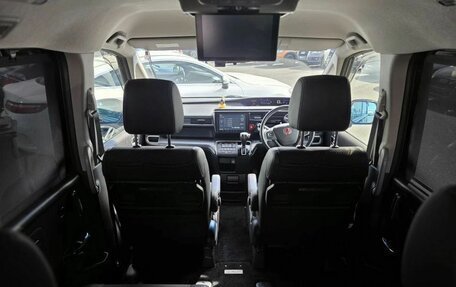 Honda Stepwgn IV, 2015 год, 2 277 000 рублей, 11 фотография
