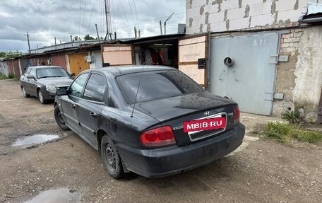 Hyundai Sonata IV рестайлинг, 2005 год, 245 000 рублей, 3 фотография