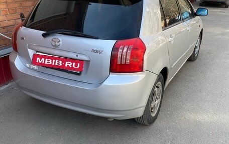 Toyota Corolla, 2004 год, 560 000 рублей, 3 фотография