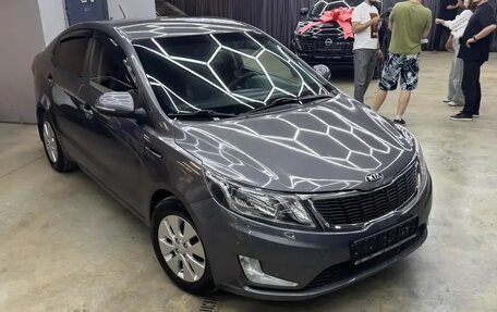 KIA Rio III рестайлинг, 2014 год, 865 000 рублей, 2 фотография