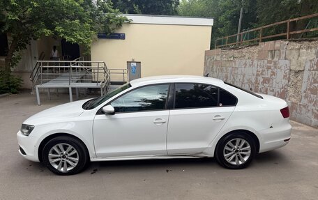 Volkswagen Jetta VI, 2014 год, 1 000 000 рублей, 11 фотография