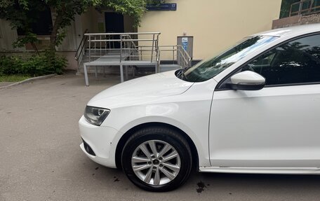 Volkswagen Jetta VI, 2014 год, 1 000 000 рублей, 9 фотография
