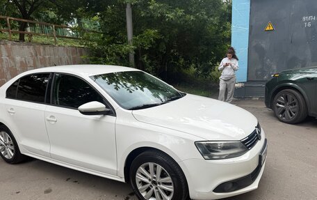 Volkswagen Jetta VI, 2014 год, 1 000 000 рублей, 10 фотография