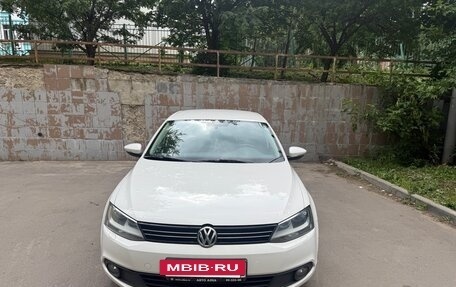 Volkswagen Jetta VI, 2014 год, 1 000 000 рублей, 8 фотография