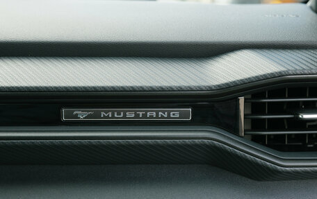 Ford Mustang VI рестайлинг, 2023 год, 4 999 999 рублей, 26 фотография