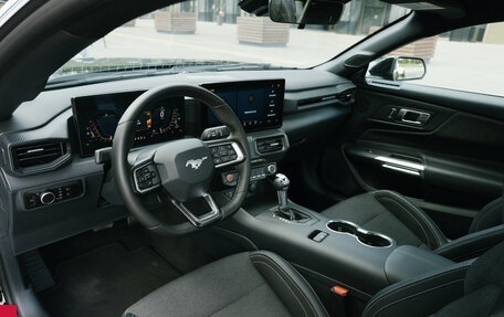 Ford Mustang VI рестайлинг, 2023 год, 4 999 999 рублей, 22 фотография