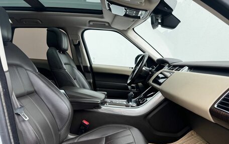 Land Rover Range Rover Sport II, 2018 год, 4 882 500 рублей, 10 фотография
