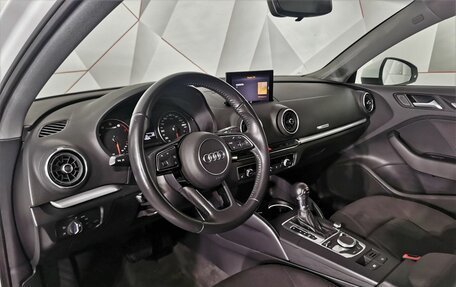 Audi A3, 2018 год, 1 805 000 рублей, 18 фотография