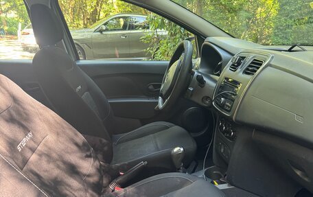 Renault Sandero II рестайлинг, 2015 год, 650 000 рублей, 7 фотография
