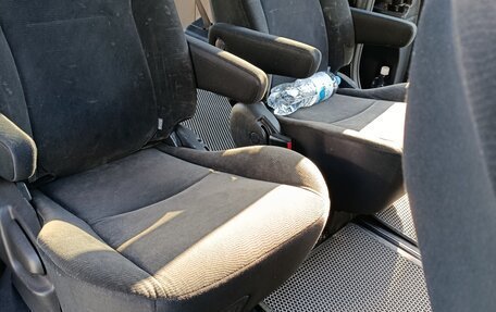 Toyota Voxy II, 2010 год, 1 380 000 рублей, 9 фотография