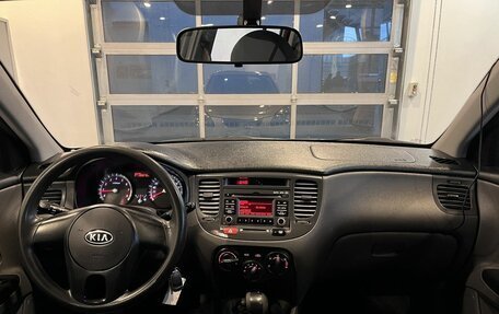 KIA Rio II, 2011 год, 650 000 рублей, 9 фотография