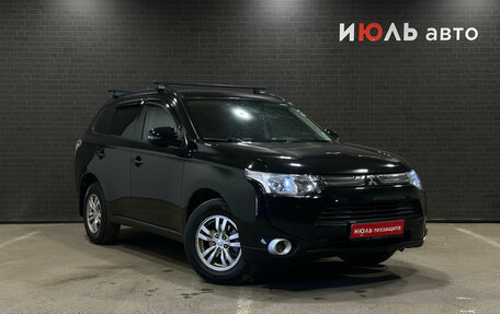 Mitsubishi Outlander III рестайлинг 3, 2012 год, 1 539 000 рублей, 3 фотография