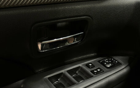 Mitsubishi Outlander III рестайлинг 3, 2012 год, 1 539 000 рублей, 14 фотография