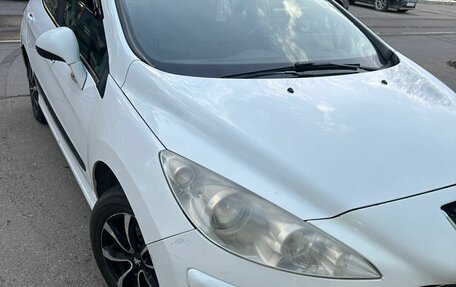 Peugeot 308 II, 2010 год, 285 000 рублей, 3 фотография