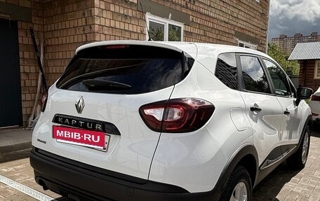 Renault Kaptur I рестайлинг, 2017 год, 1 035 000 рублей, 6 фотография