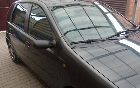 Fiat Punto III Punto Evo рестайлинг, 2001 год, 250 000 рублей, 5 фотография