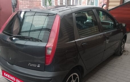 Fiat Punto III Punto Evo рестайлинг, 2001 год, 250 000 рублей, 3 фотография