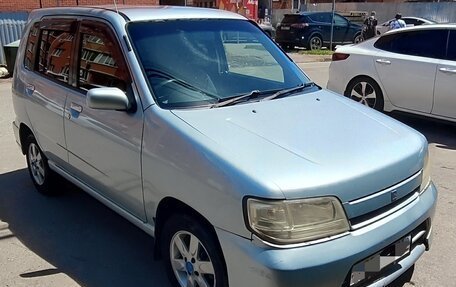 Nissan Cube II, 2001 год, 330 000 рублей, 2 фотография