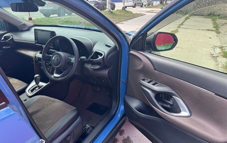 Toyota Yaris Cross, 2021 год, 2 100 000 рублей, 10 фотография