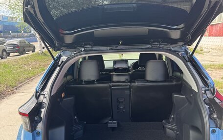 Toyota Yaris Cross, 2021 год, 2 100 000 рублей, 13 фотография