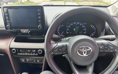 Toyota Yaris Cross, 2021 год, 2 100 000 рублей, 15 фотография