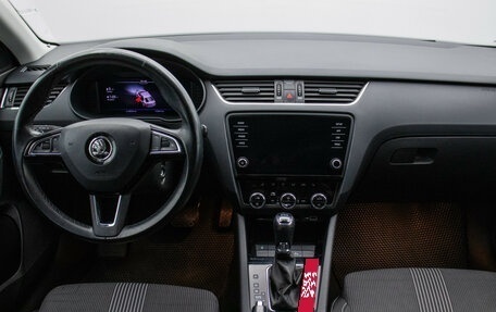 Skoda Octavia, 2018 год, 1 870 000 рублей, 14 фотография