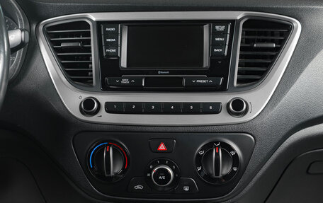 Hyundai Solaris II рестайлинг, 2018 год, 1 329 000 рублей, 17 фотография
