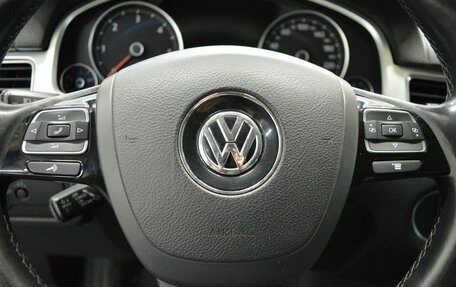 Volkswagen Touareg III, 2016 год, 2 750 000 рублей, 15 фотография