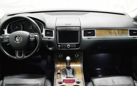 Volkswagen Touareg III, 2016 год, 2 750 000 рублей, 14 фотография