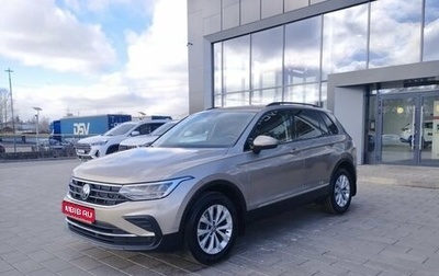 Volkswagen Tiguan II, 2021 год, 2 440 000 рублей, 1 фотография