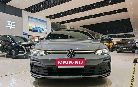 Volkswagen Golf VIII, 2023 год, 2 227 141 рублей, 2 фотография