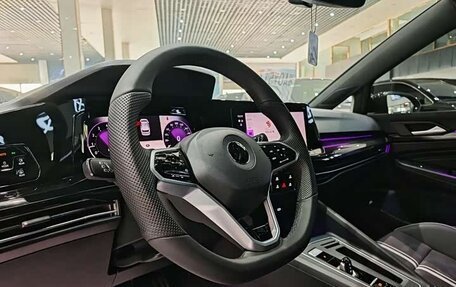 Volkswagen Golf VIII, 2023 год, 2 227 141 рублей, 10 фотография