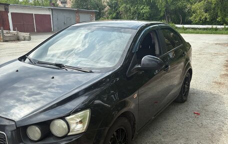 Chevrolet Aveo III, 2012 год, 580 000 рублей, 2 фотография