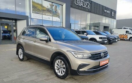 Volkswagen Tiguan II, 2021 год, 2 440 000 рублей, 3 фотография