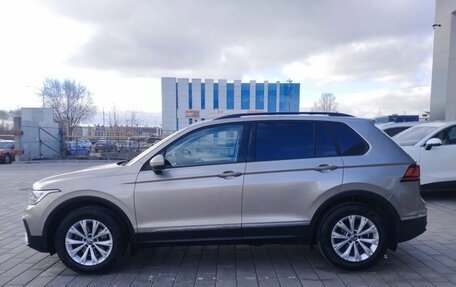 Volkswagen Tiguan II, 2021 год, 2 440 000 рублей, 8 фотография