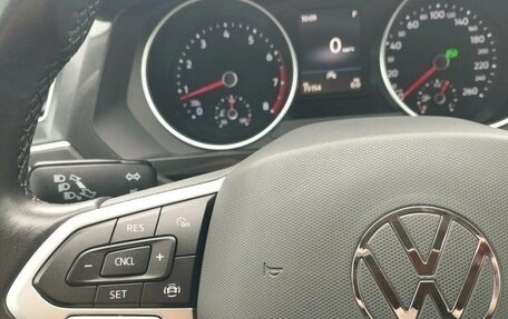 Volkswagen Tiguan II, 2021 год, 2 440 000 рублей, 11 фотография